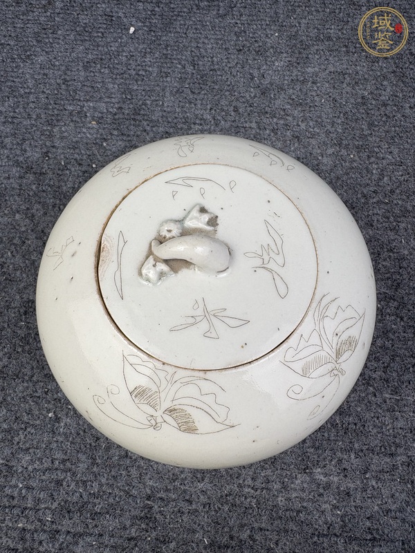古玩陶瓷刻瓷牡丹花卉紋圍棋罐真品鑒賞圖