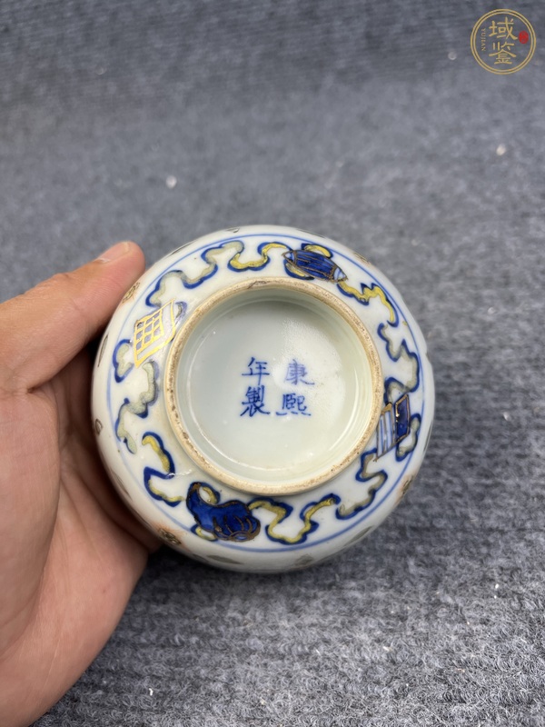 古玩陶瓷玲瓏瓷蓮池紋碗真品鑒賞圖