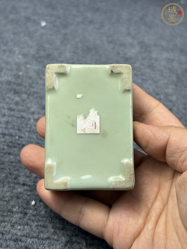 古玩陶瓷豆青釉水滴真品鑒賞圖
