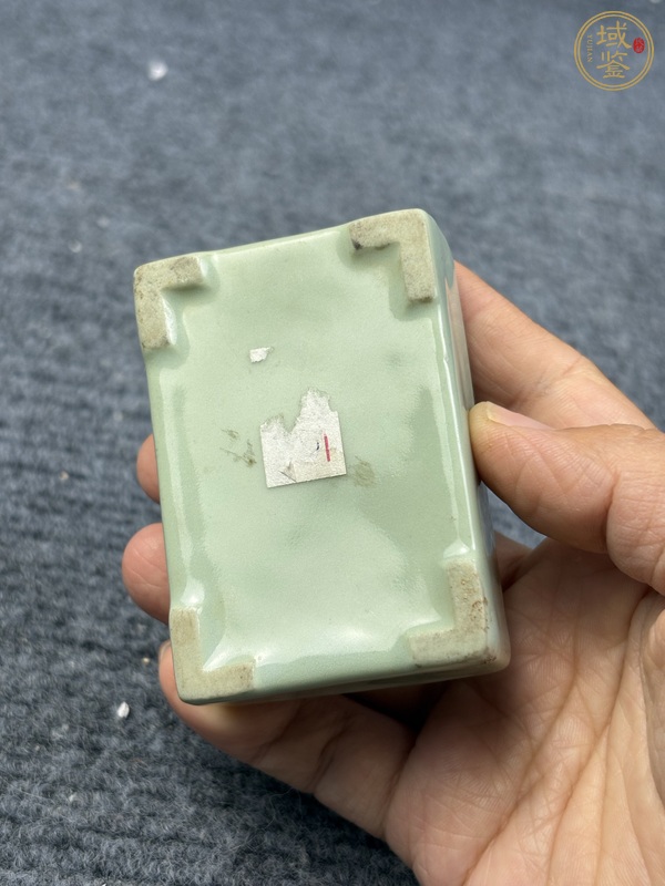 古玩陶瓷豆青釉水滴真品鑒賞圖