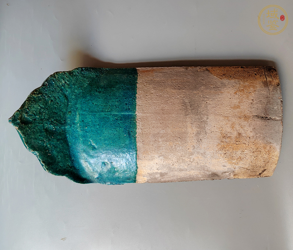古玩陶瓷孔雀藍(lán)釉龍紋瓦當(dāng)真品鑒賞圖