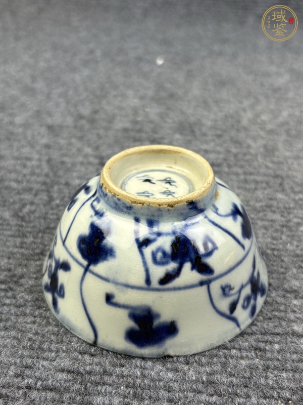 古玩陶瓷青花靈芝紋茶碗真品鑒賞圖