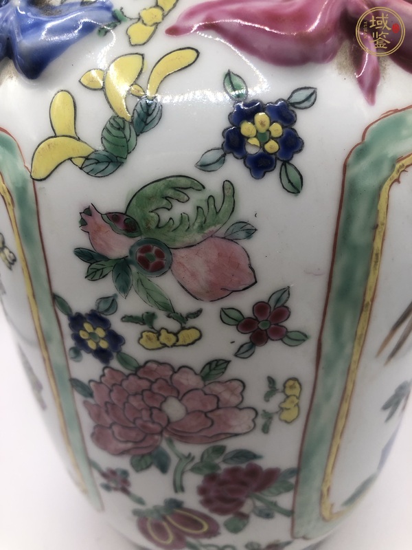 古玩陶瓷粉彩花鳥紋花口瓶真品鑒賞圖