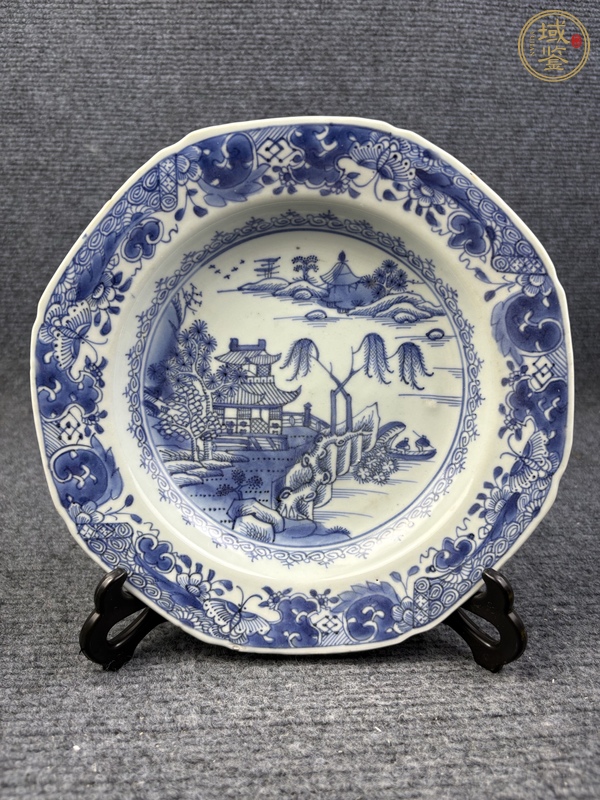古玩陶瓷青花山水亭臺樓閣紋盤真品鑒賞圖