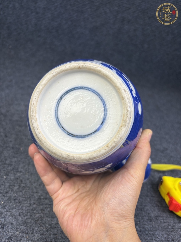 古玩陶瓷青花留白冰梅紋蓋罐真品鑒賞圖