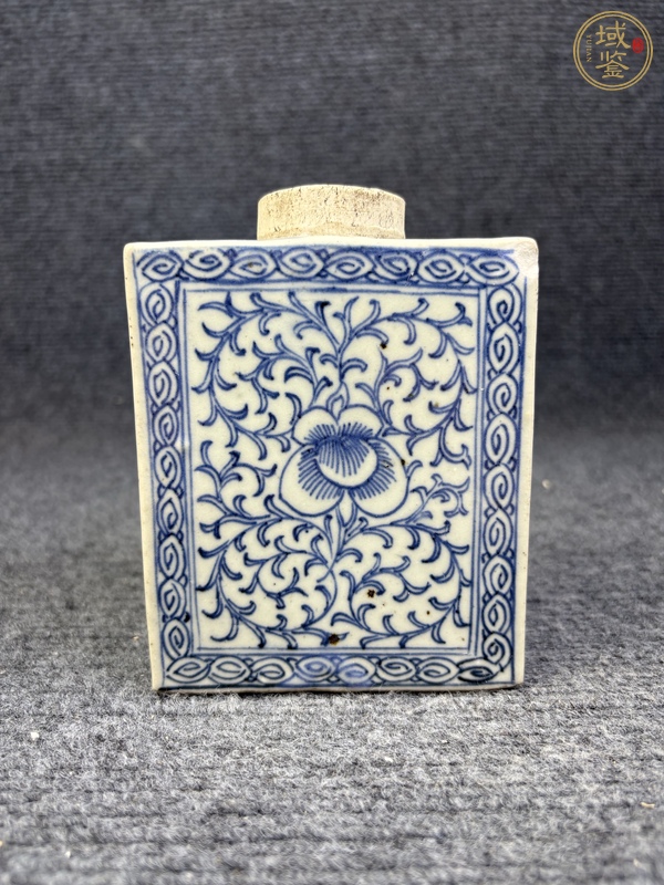 古玩青花纏枝蓮紋茶葉罐真品鑒賞圖