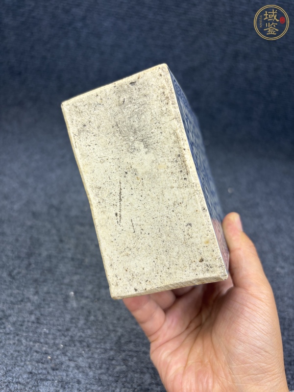 古玩陶瓷青花纏枝蓮紋茶葉罐真品鑒賞圖