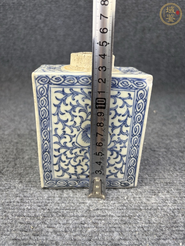 古玩陶瓷青花纏枝蓮紋茶葉罐真品鑒賞圖