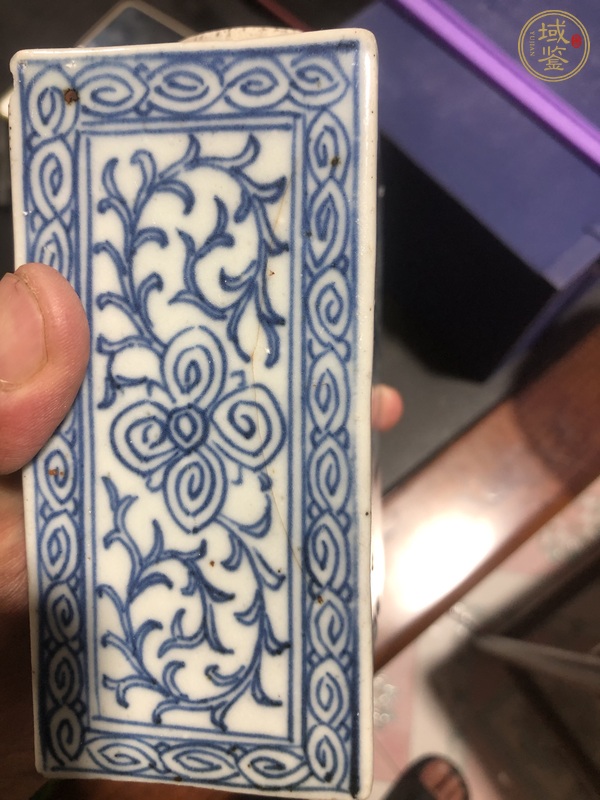 古玩陶瓷青花纏枝蓮紋茶葉罐真品鑒賞圖
