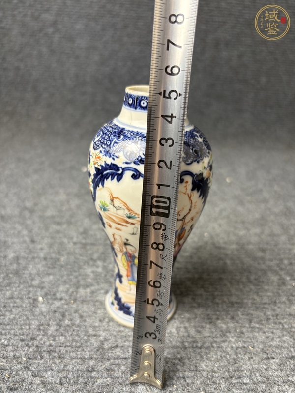 古玩陶瓷乾隆廣彩合家歡雞腿瓶真品鑒賞圖