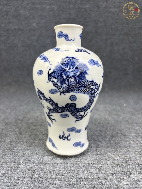 古玩陶瓷青花云龍紋梅瓶真品鑒賞圖