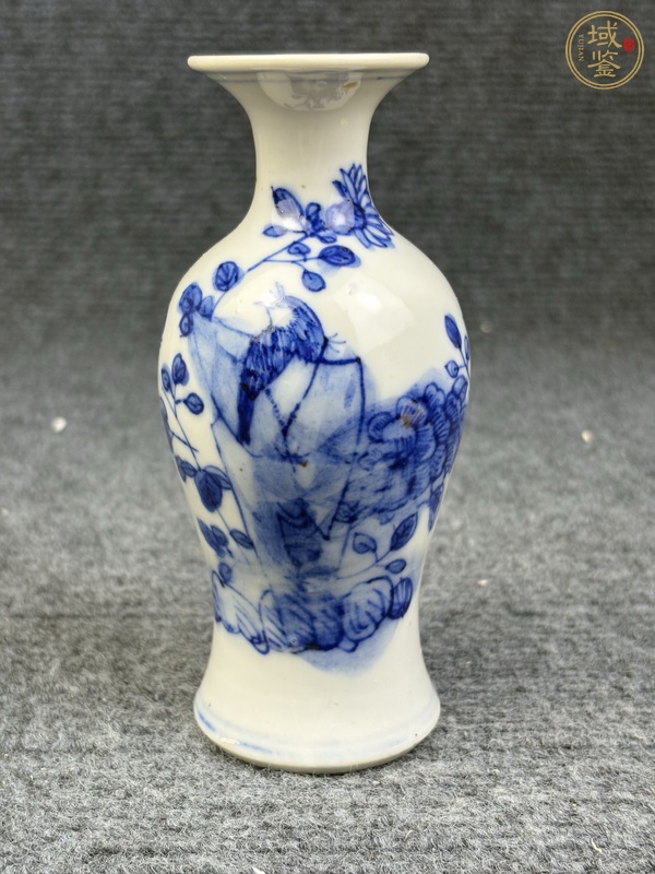 古玩陶瓷青花花鳥紋觀音瓶真品鑒賞圖