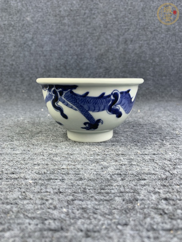 古玩過(guò)墻龍紋杯真品鑒賞圖