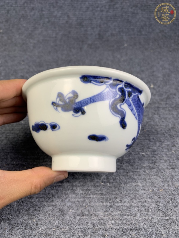 古玩陶瓷過(guò)墻龍紋杯真品鑒賞圖