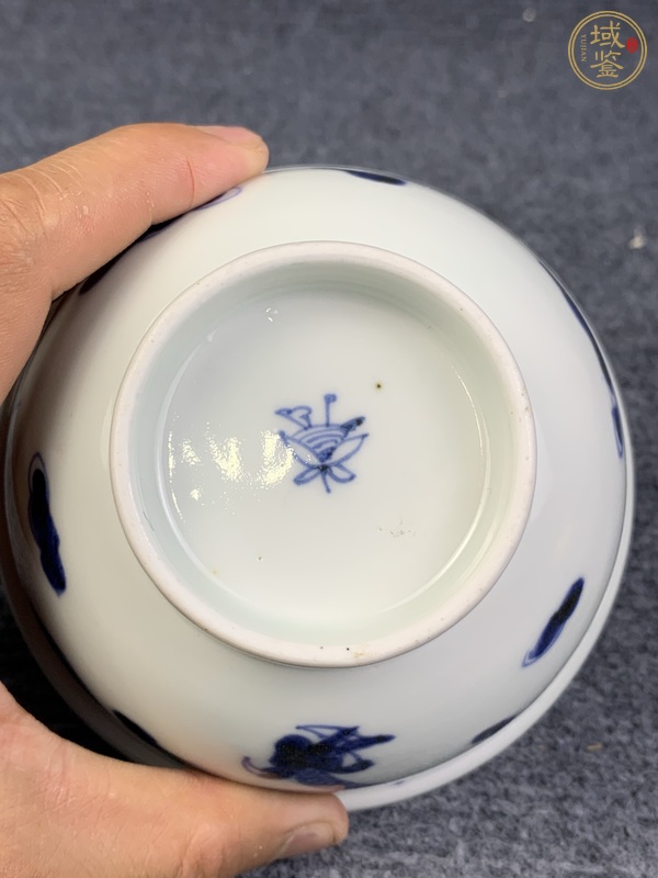 古玩陶瓷過(guò)墻龍紋杯真品鑒賞圖