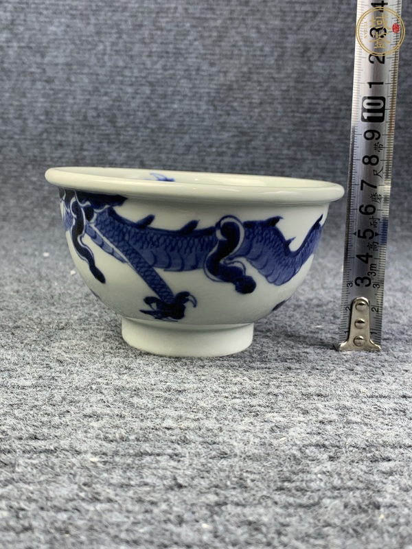 古玩陶瓷過(guò)墻龍紋杯真品鑒賞圖