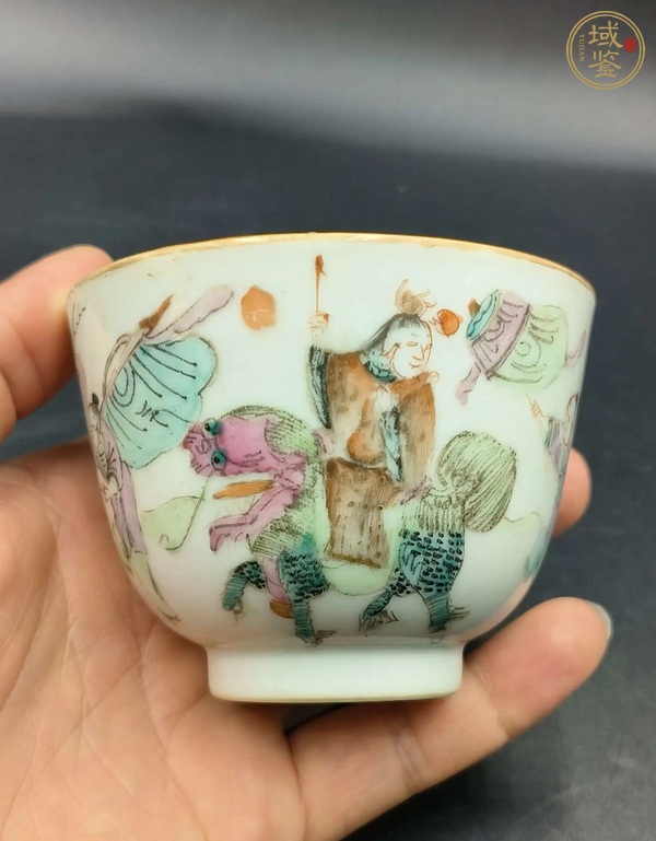 古玩麒麟送子粉彩杯真品鑒賞圖