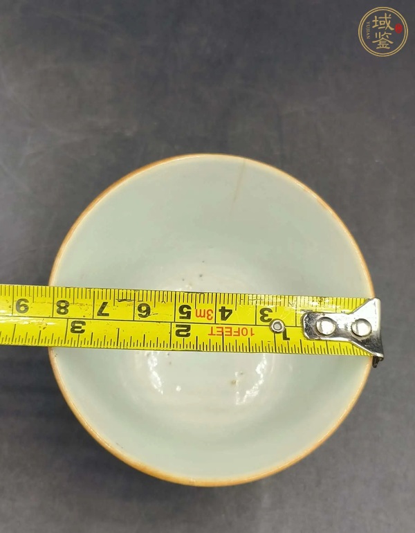 古玩陶瓷麒麟送子粉彩杯真品鑒賞圖