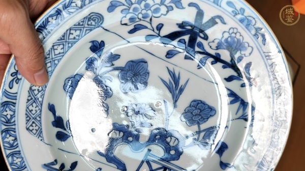 古玩陶瓷卷軸畫卷開光青花盤真品鑒賞圖