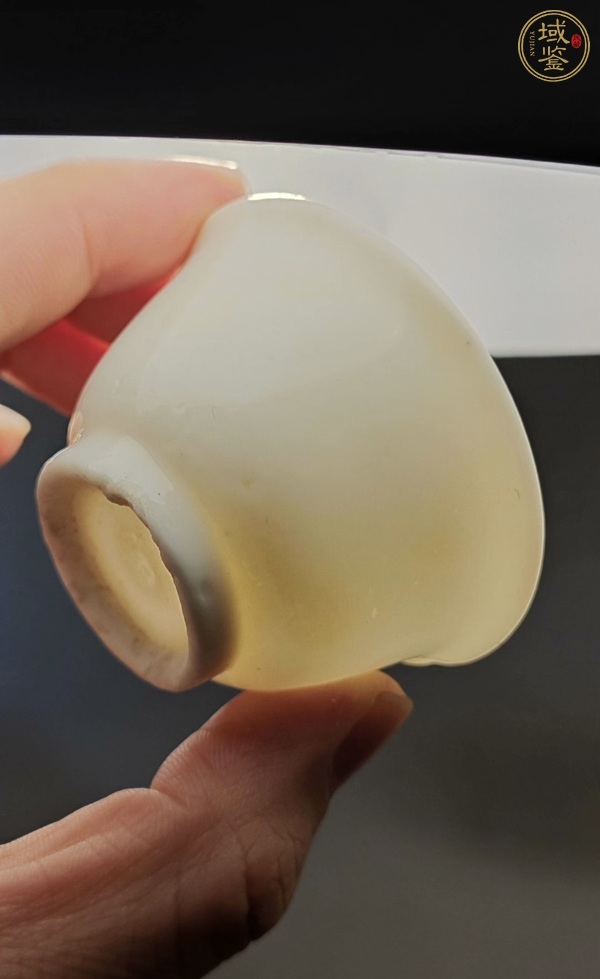 古玩陶瓷德化窯白釉杯真品鑒賞圖