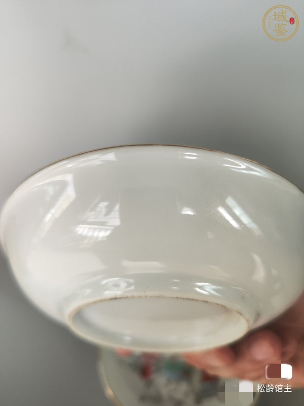 古玩陶瓷粉彩博古圖盤真品鑒賞圖