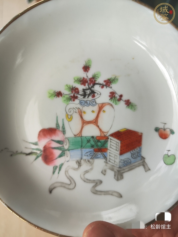 古玩陶瓷粉彩博古圖盤真品鑒賞圖