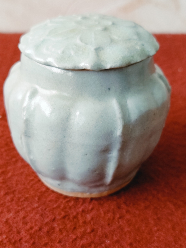 古玩陶瓷湖田窯蓋罐拍賣，當(dāng)前價(jià)格3600元