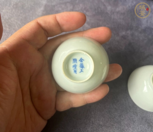 古玩陶瓷日本明治青花茶碗真品鑒賞圖