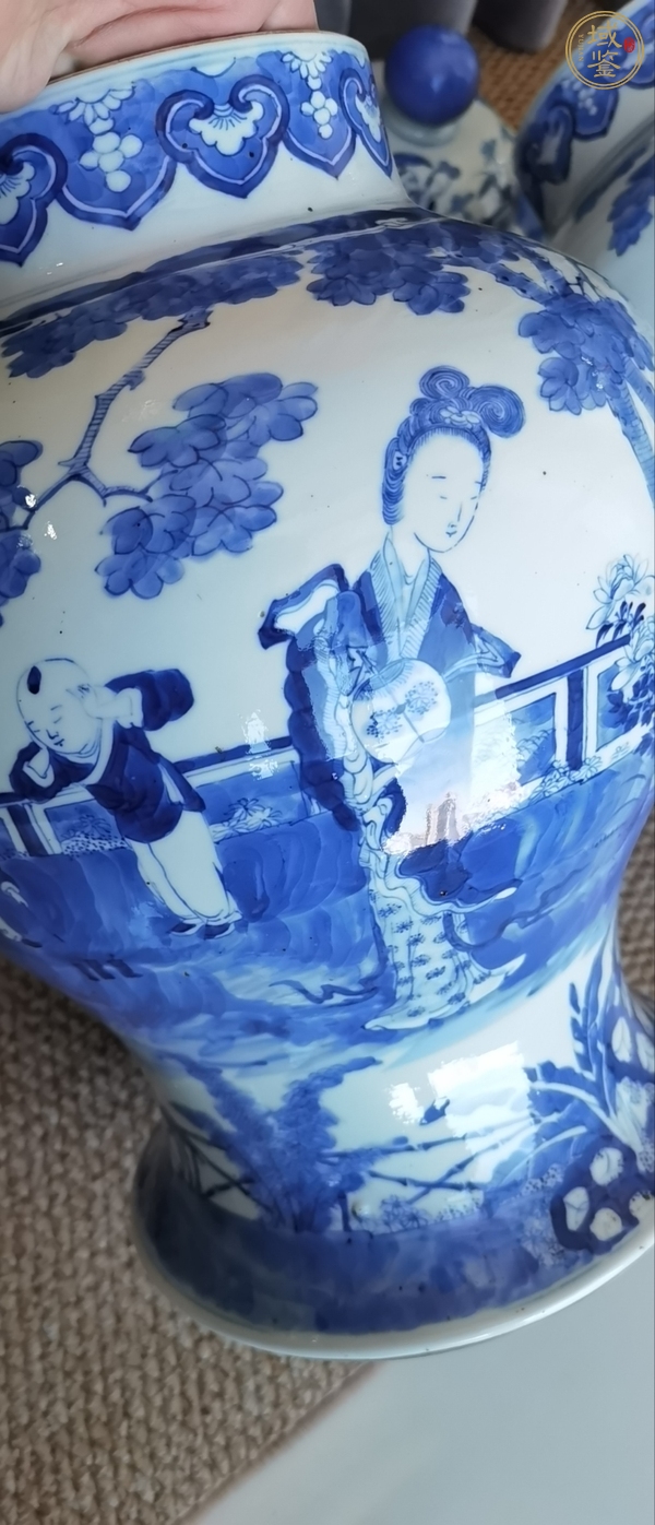 古玩陶瓷清光緒 青花美人帶子將軍罐真品鑒賞圖