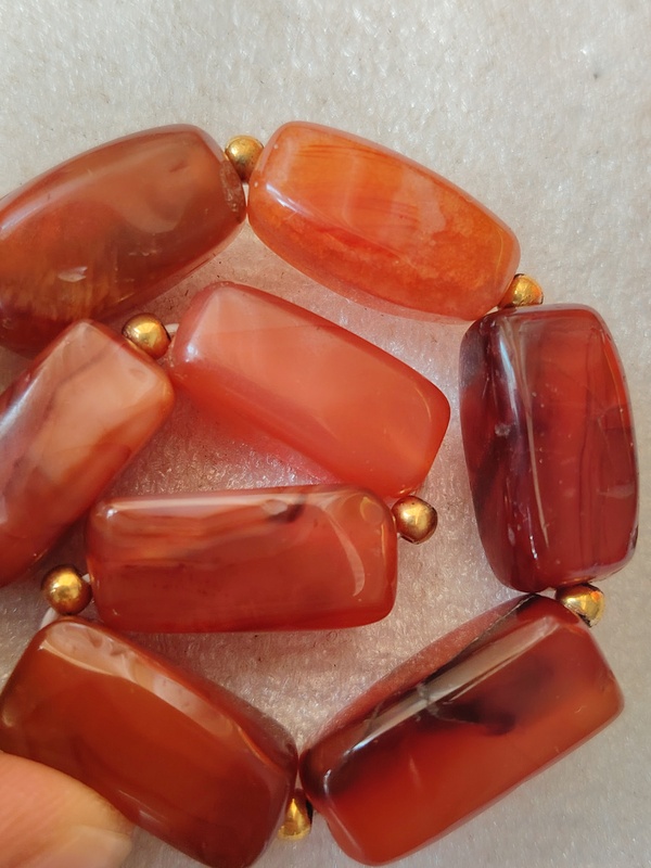 古玩玉器天然紅瑪瑙珠手串拍賣(mài)，當(dāng)前價(jià)格138元