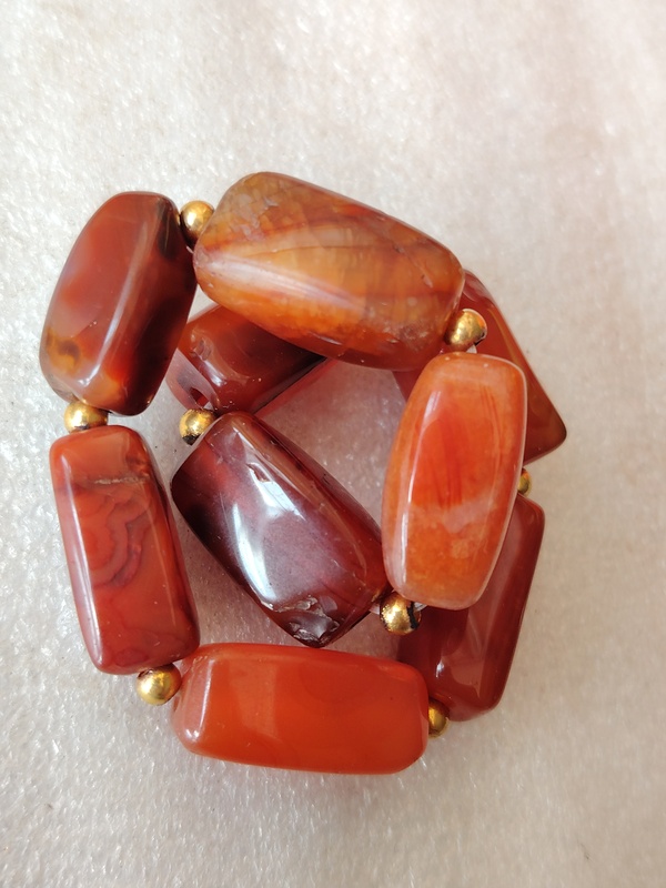 古玩玉器天然紅瑪瑙珠手串拍賣(mài)，當(dāng)前價(jià)格138元