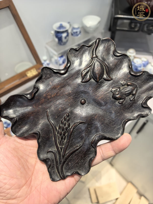 古玩雜項紫檀雕刻-荷葉承盤真品鑒賞圖