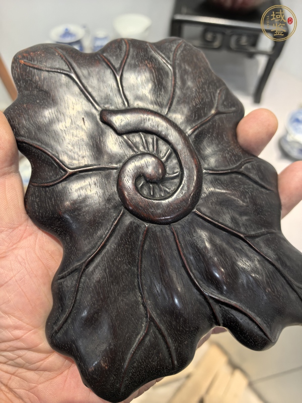古玩雜項紫檀雕刻-荷葉承盤真品鑒賞圖