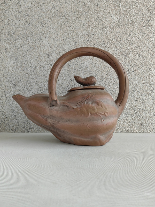 古玩轉(zhuǎn)賣紫砂壺拍賣，當(dāng)前價(jià)格688元