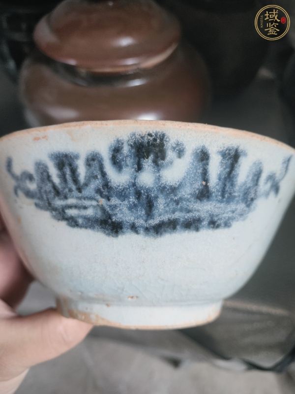 古玩清代青花山水紋碗真品鑒賞圖