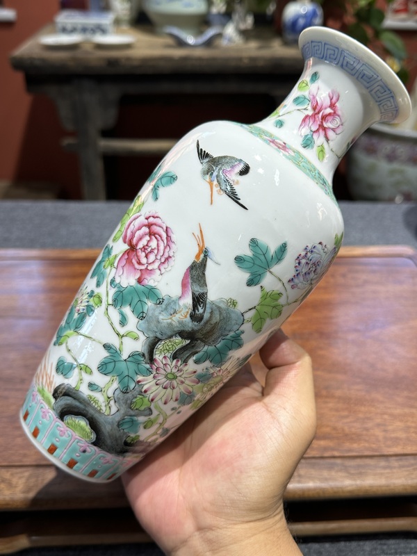 古玩陶瓷粉彩花鳥紋瓶拍賣，當前價格2600元
