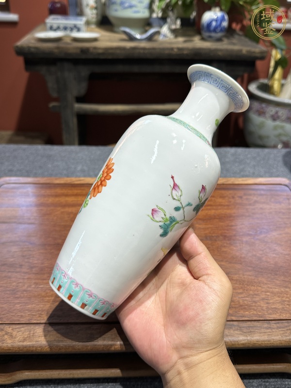 古玩陶瓷粉彩花鳥紋瓶真品鑒賞圖