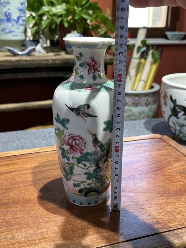古玩陶瓷粉彩花鳥紋瓶拍賣，當前價格2600元