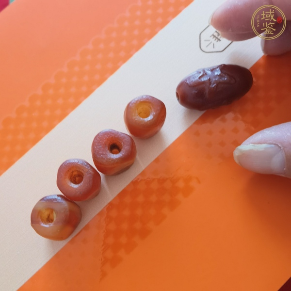 古玩玉器紅瑪瑙珠真品鑒賞圖