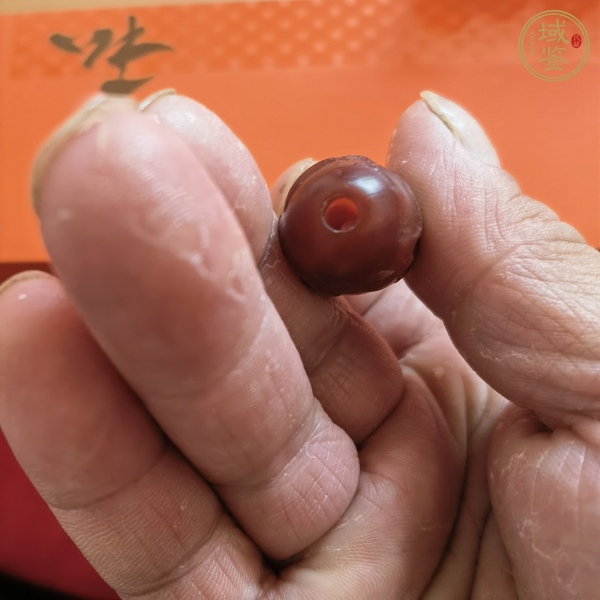 古玩玉器紅瑪瑙珠真品鑒賞圖