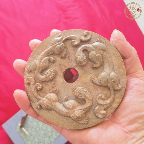 古玩玉器做舊仿古“螭龍紋璧”真品鑒賞圖