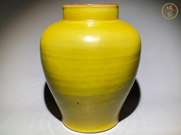 古玩陶瓷黃釉罐真品鑒賞圖