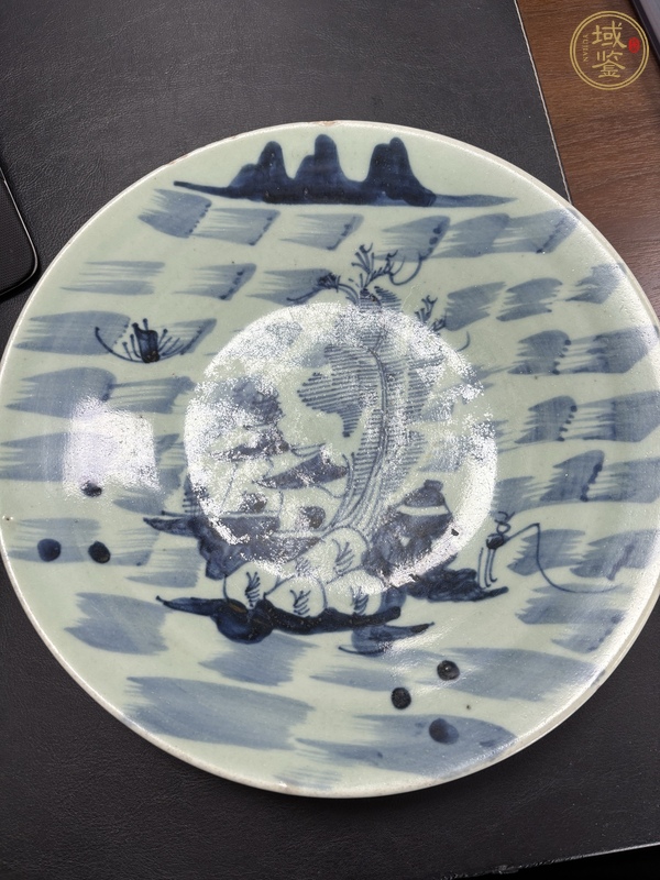 古玩豆青釉青花盤真品鑒賞圖