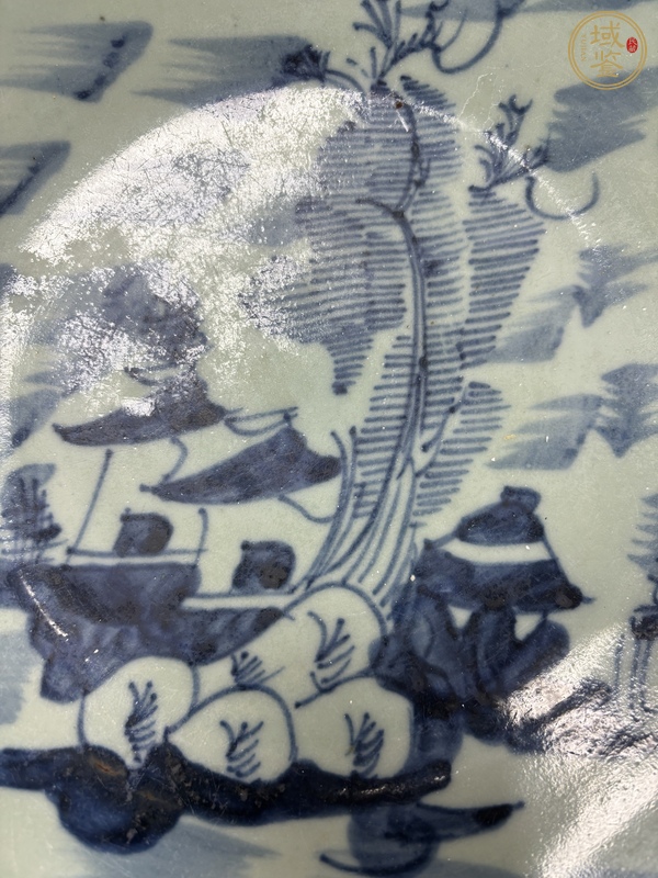古玩陶瓷豆青釉青花盤真品鑒賞圖