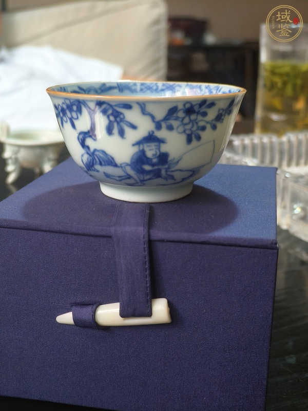 古玩陶瓷青花人物紋茶杯真品鑒賞圖
