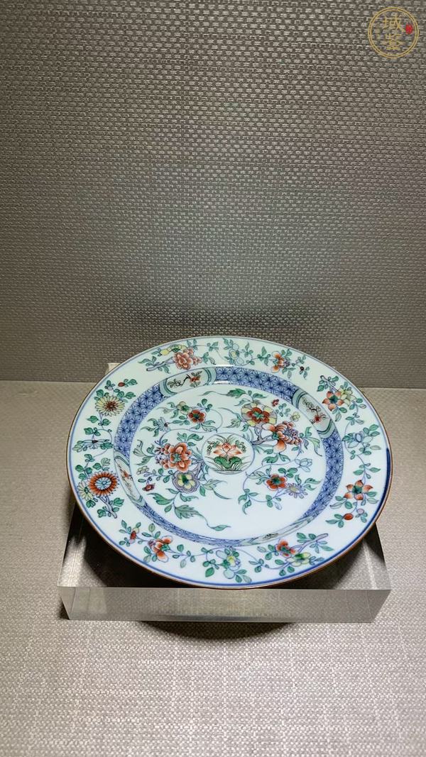 古玩陶瓷斗彩盤真品鑒賞圖