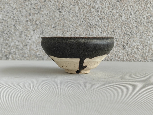 古玩陶瓷閩侯窯黑釉茶盞拍賣，當(dāng)前價(jià)格998元