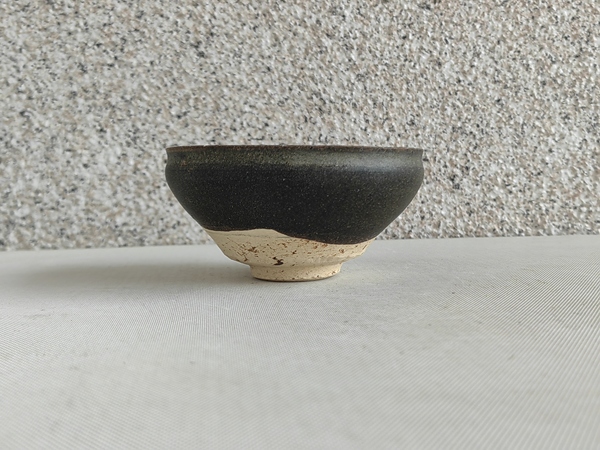 古玩陶瓷閩侯窯黑釉茶盞拍賣，當(dāng)前價(jià)格998元
