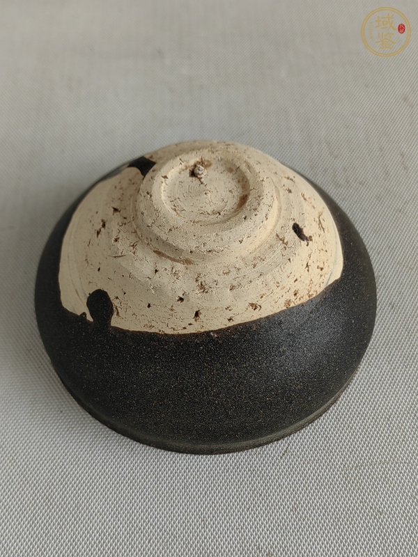 古玩陶瓷閩侯窯黑釉茶盞真品鑒賞圖