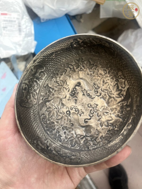 古玩銅器銀盒真品鑒賞圖
